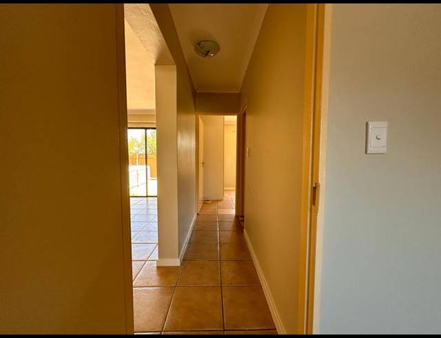 2 BEDROOM PROPERTY TO RENT IN FAIRVIEW GOLF ESTATE